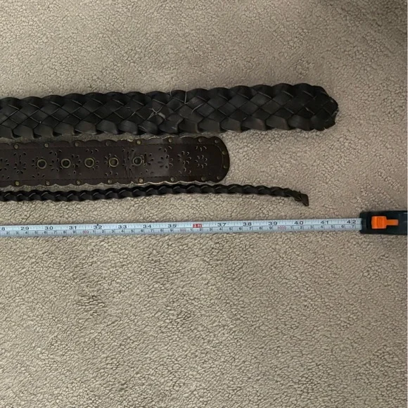 Belts - Picture 2 of 7